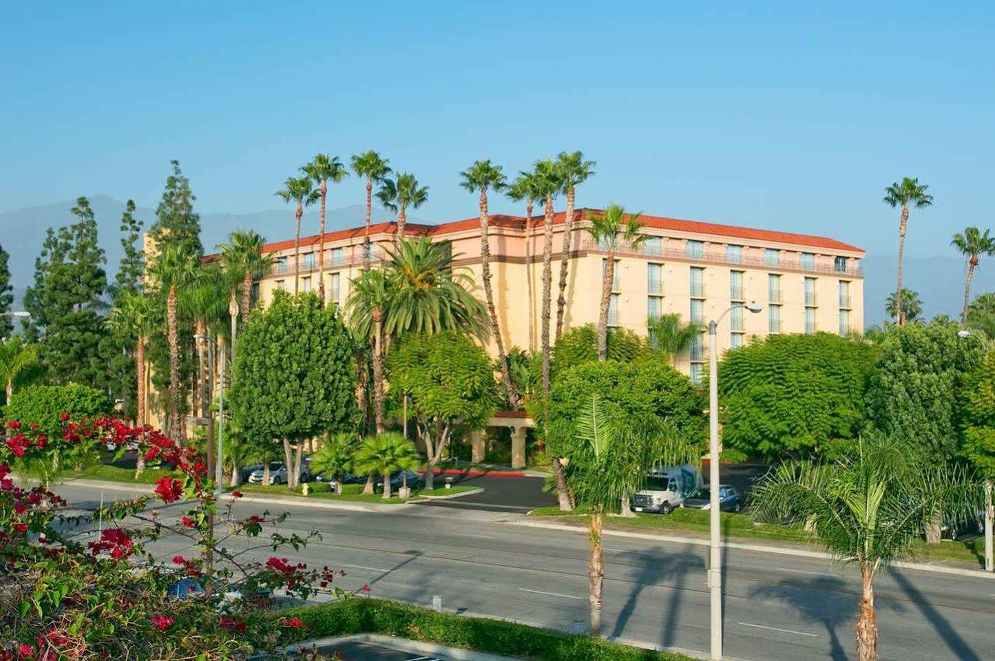 Embassy Suites By Hilton Arcadia-Pasadena Area Exteriér fotografie